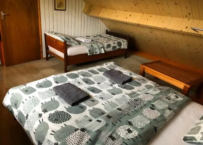 The Black Sheep * Glengarriff